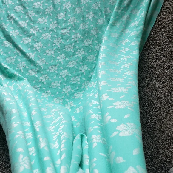 1960s 1970s Vintage 1 3/4Yards Mint Green Pearlized Cream Polyester Fabric #79 - Picture 9 of 9